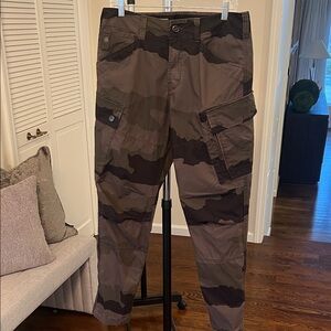 G-Star Raw Men's Olive & Black Camo Cargo Pants